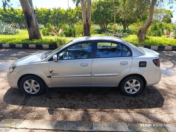 كيا ريو 2011 - صورة 4