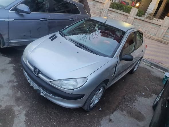 بيجو 206 2007 - صورة 2