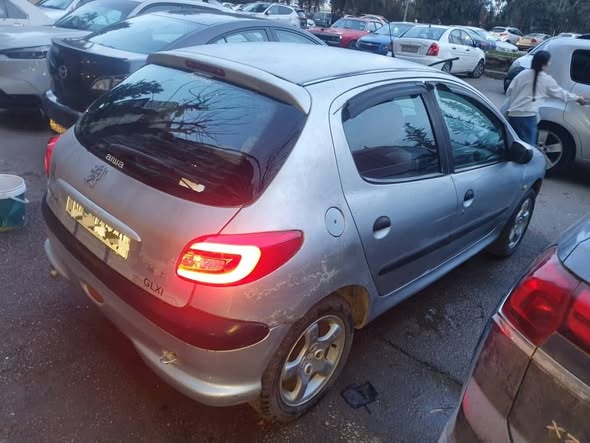 بيجو 206 2007 - صورة 3