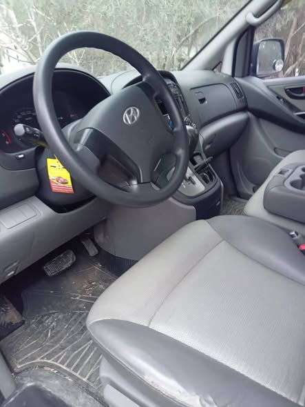 هيونداي ستاركس 2008 - صورة 4