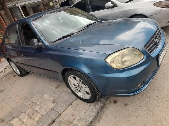 هيونداي فيرنا 2005 - صورة 3