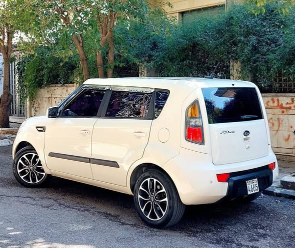 كيا سول 2011 - صورة 2