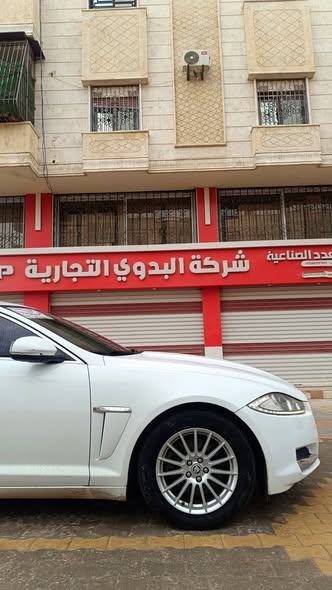 جاكوار XF 2012 - صورة 2