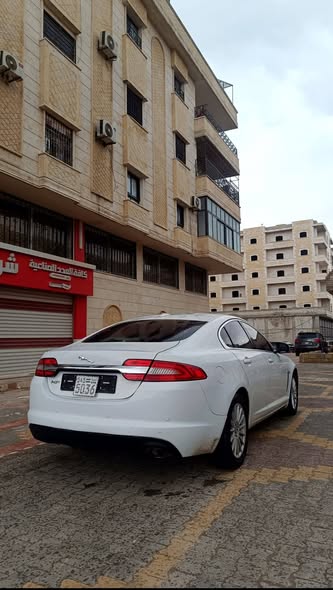 جاكوار XF 2012 - صورة 4