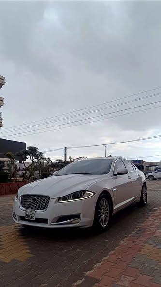 جاكوار XF 2012 - صورة 5