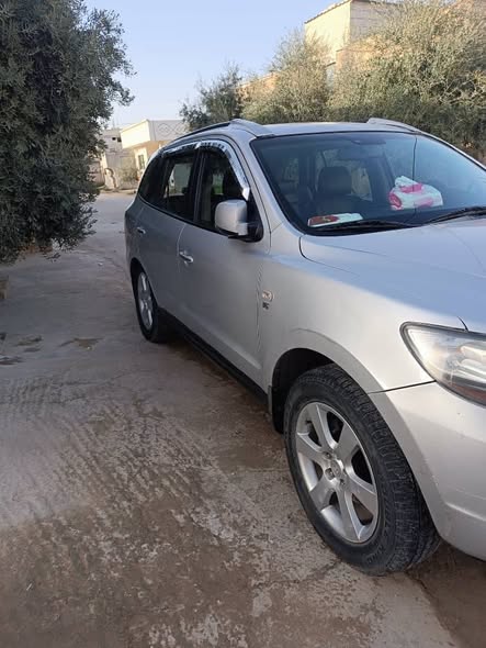 هيونداي سنتافي 2007 - صورة 2