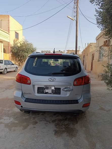 هيونداي سنتافي 2007 - صورة 5