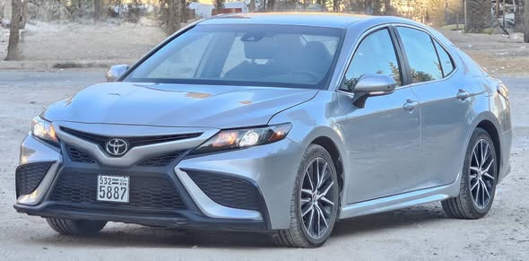 تويوتا كامري 2021 - صورة 1