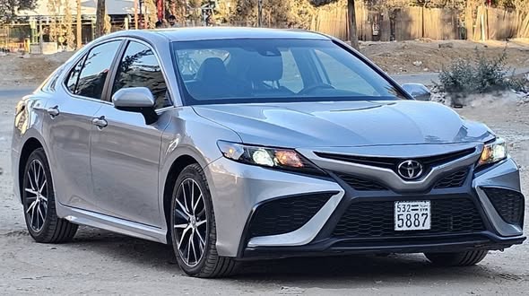 تويوتا كامري 2021 - صورة 3