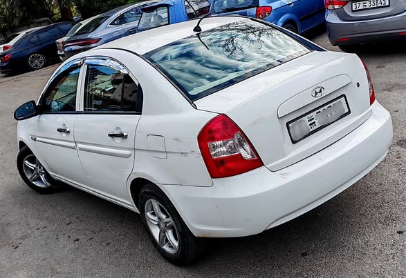 هيونداي فيرنا 2007 - صورة 4