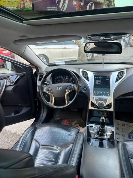 هيونداي ازيرا 2012 - صورة 4