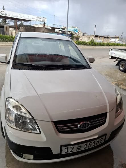 كيا ريو 2010 - صورة 3