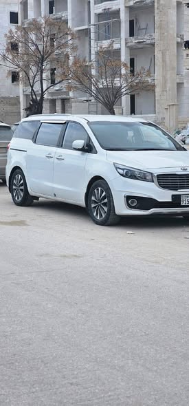 كيا كرنفال 2015 - صورة 2