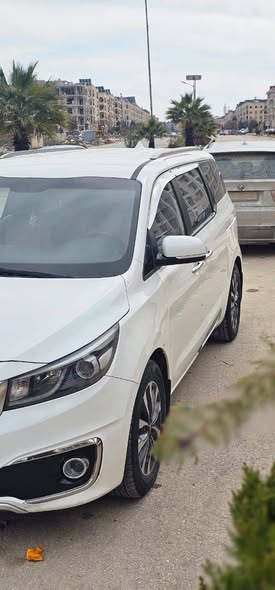 كيا كرنفال 2015 - صورة 3