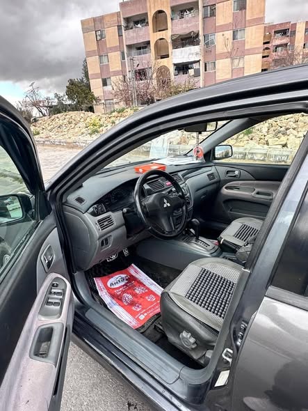 ميتسوبيشي لانسر 2006 - صورة 2