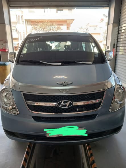 هيونداي H-1 2010 - صورة 2