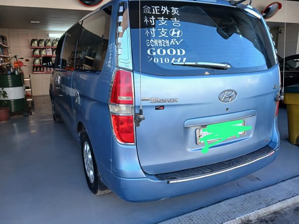 هيونداي H-1 2010 - صورة 3