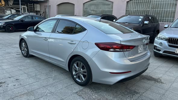 هيونداي إلنترا 2018 - صورة 5