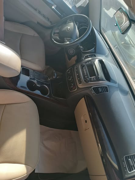 كيا سورنتو 2014 - صورة 4