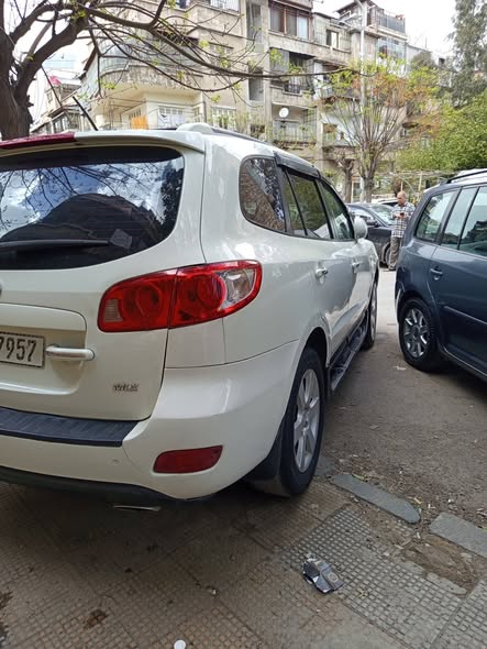 هونداي سانتافيه 2009 - صورة 1