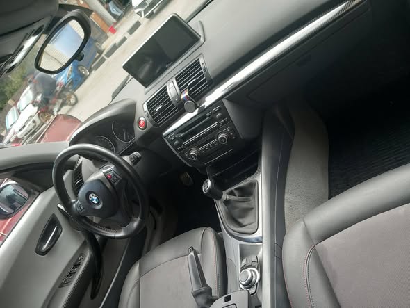 بي ام دبليو 116 2006 - صورة 5