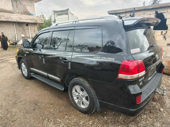 تويوتا لاند كروزر 2010 - صورة 5