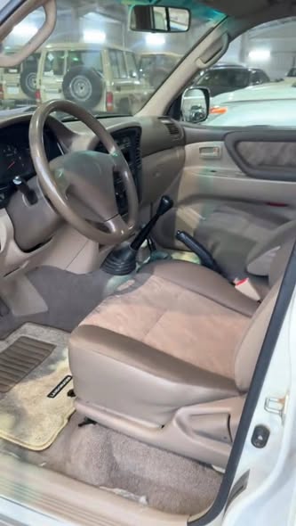 تويوتا لاند كروزر 2002 - صورة 4