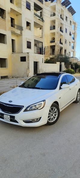 كيا K7 2011 - صورة 1