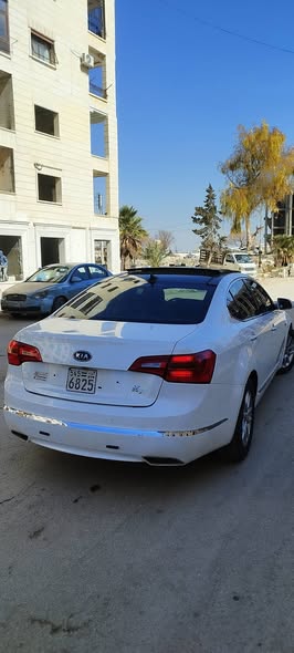 كيا K7 2011 - صورة 4