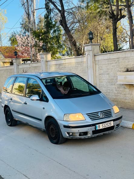 فولكس فاجن شاران 2009 - صورة 4