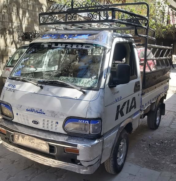 كيا كيا 2700 2003 - صورة 3