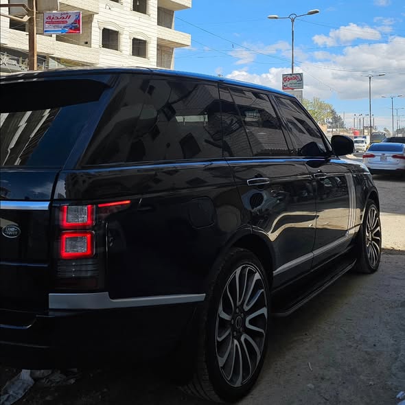 لاند روفر فوك 2015 - صورة 4