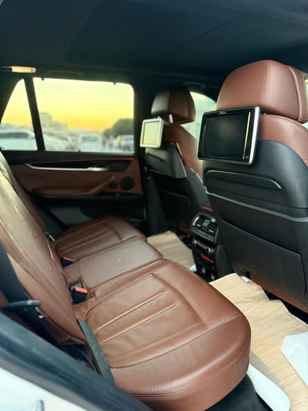 بي إم دبليو اكس 5 2014 - صورة 4