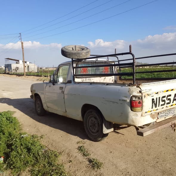 نيسان 1200 1993 - صورة 2