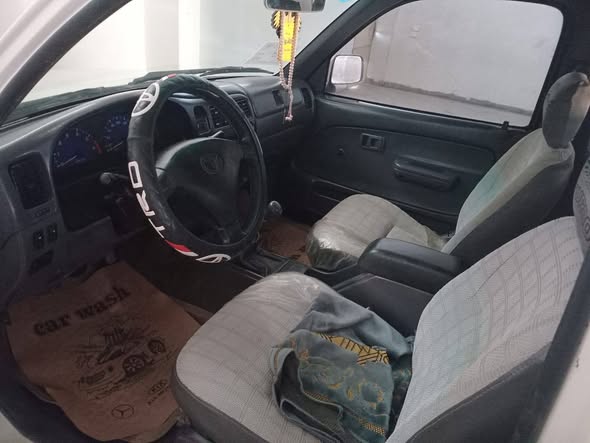 تويوتا هايلوكس 2005 - صورة 2