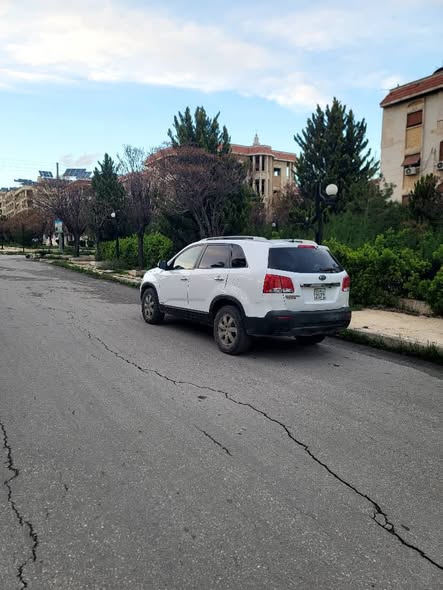 كيا سورينتو 2013 - صورة 1