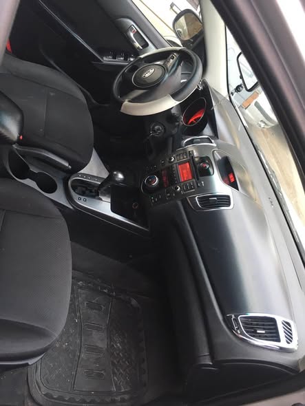 كيا فورتي 2010 - صورة 5