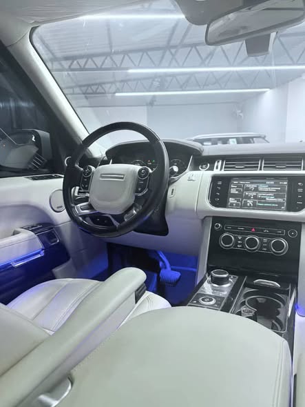 لاند روفر رنج روفر فوغ 2013 - صورة 3