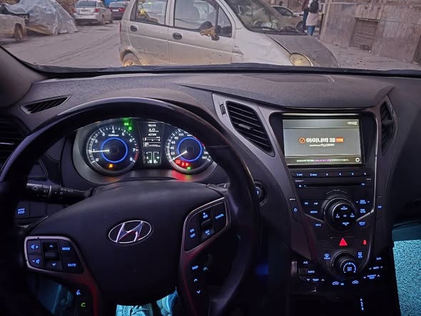 هيونداي أزيرا 2011 - صورة 3