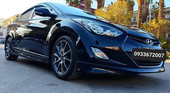 هيونداي افانتي 2012 - صورة 4