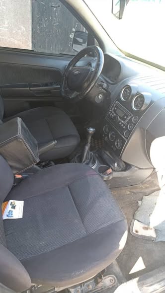 فورد ايكو سبورت 2007 - صورة 2