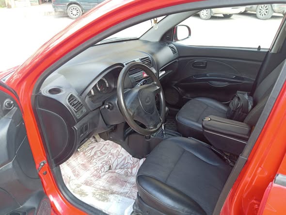 كيا بيكانتو 2010 - صورة 3