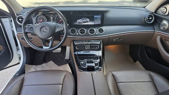 مرسيدس E 200 2017 - صورة 3