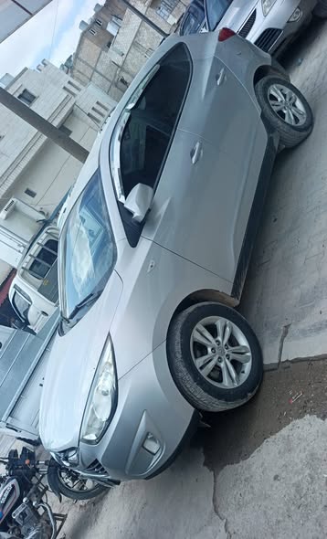 هيونداي توسان 2012 - صورة 3