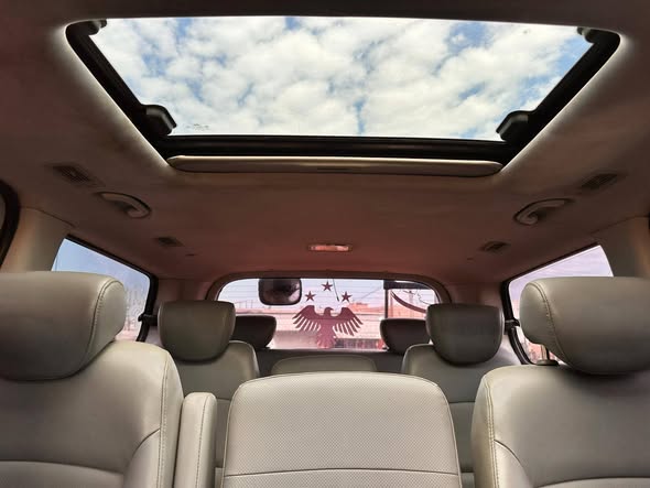 هيونداي اتش 1 2010 - صورة 1