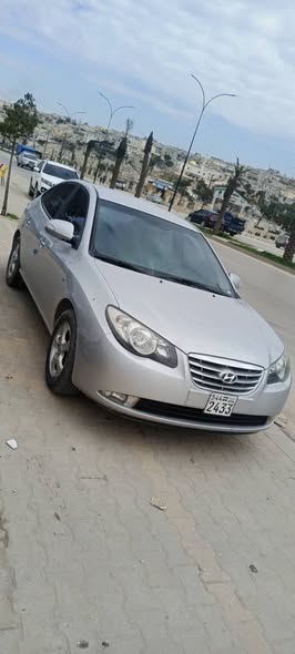 هيونداي افانتي 2010 - صورة 2