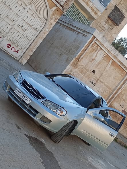 سامسونغ SM3 2004 - صورة 1