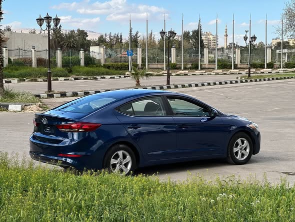 هونداي أفانتي 2017 - صورة 4