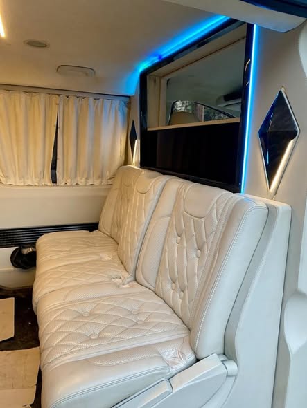 هيونداي ستاريا 2023 - صورة 4