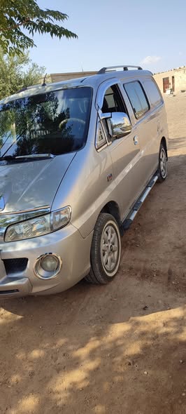 ميتسوبيشي L300 2005 - صورة 2